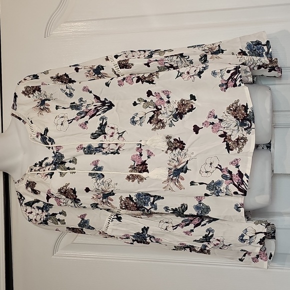 Doe & Rae X Revolve LS Floral Blouse Sz M NWT - Picture 9 of 13